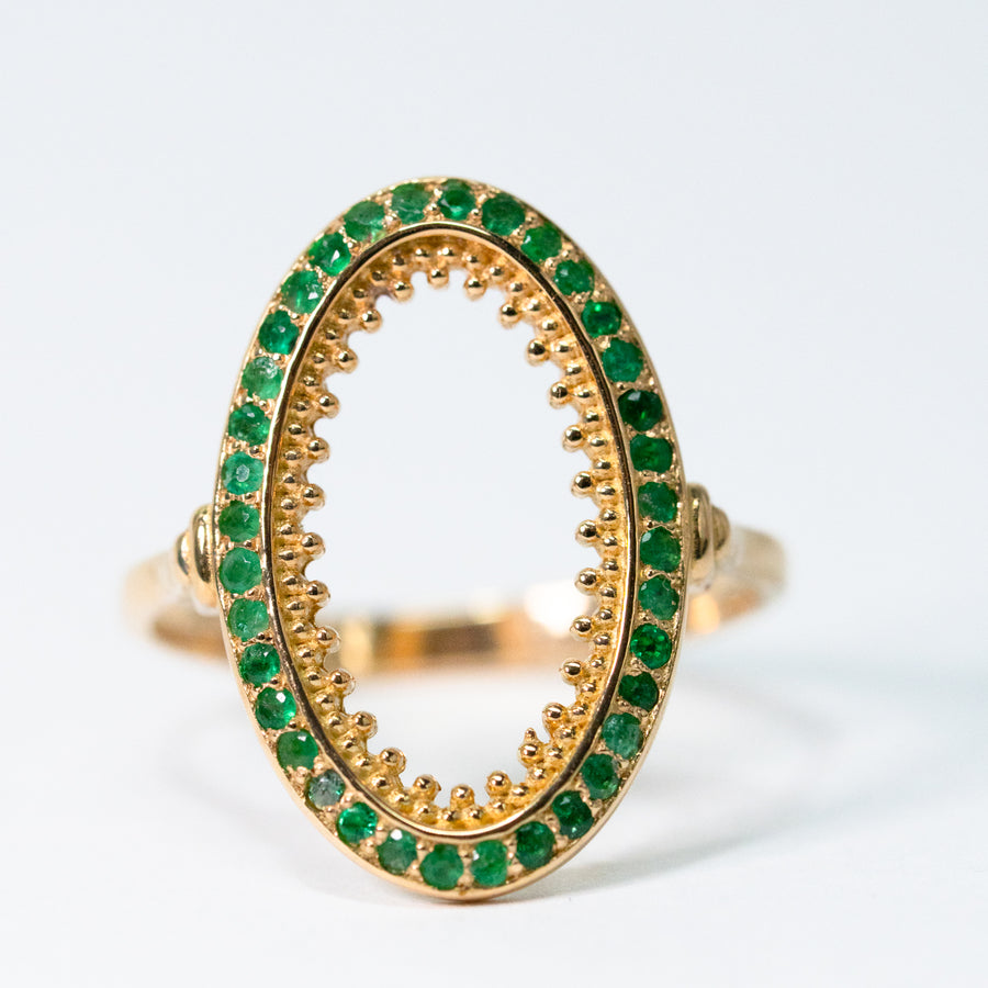 HAVITAS / "URD" oval melee gradation emerald ring K18YG (HVR-015GD)