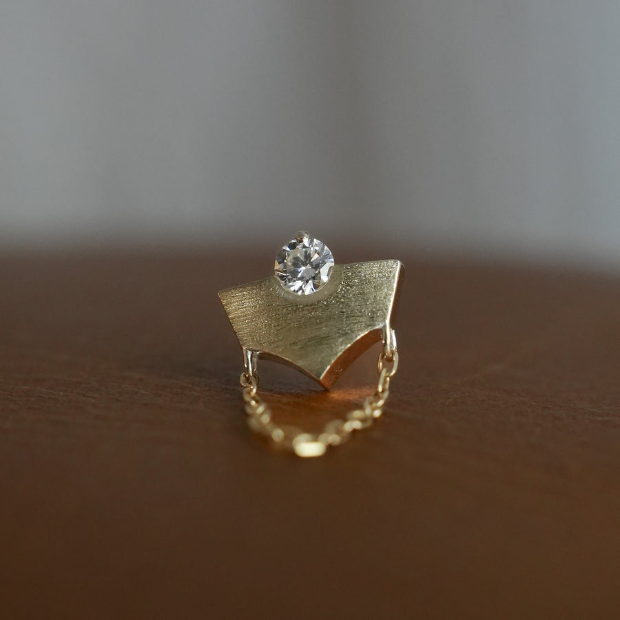 HAVITAS  Sunset stare short chain pierce K10YG