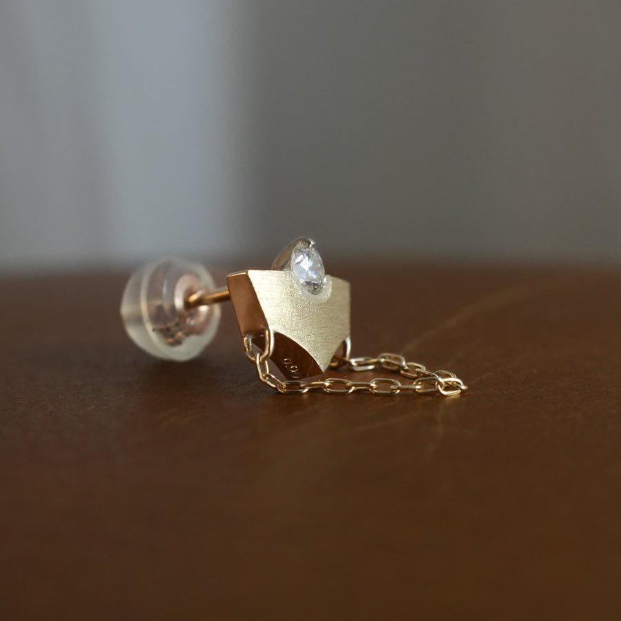 HAVITAS  Sunset stare short chain pierce K10YG