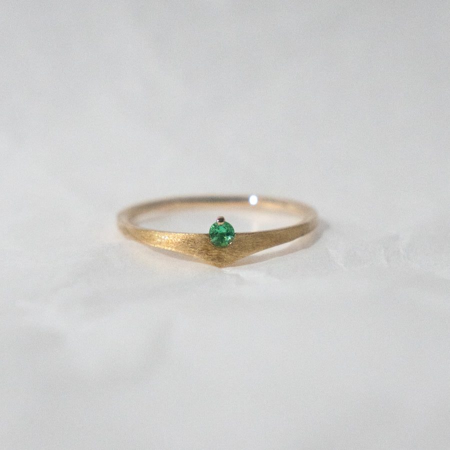 HAVITAS  Sunset ring emerald  K10YG