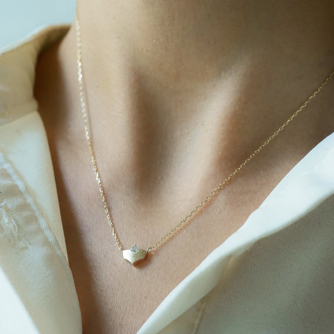 HAVITAS  Sunset stare necklace K10YG