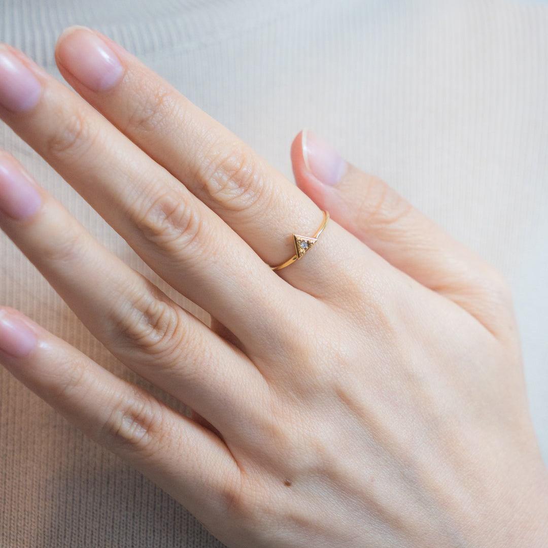 HAVITAS  "URD" Pyramid ring Dia K18YG