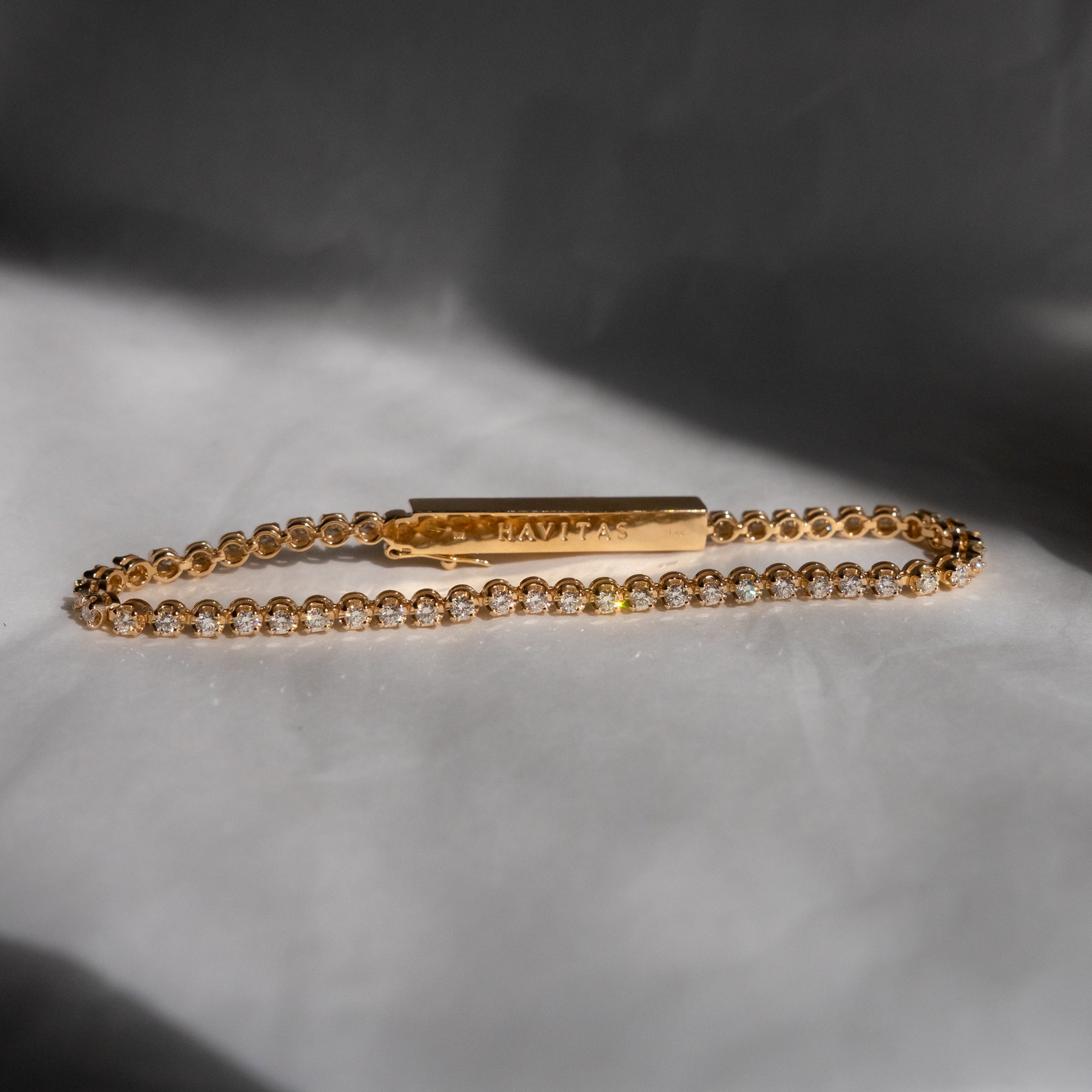 HAVITAS “Ley Line” Bar & chain Diamond Bracelet K18YG
