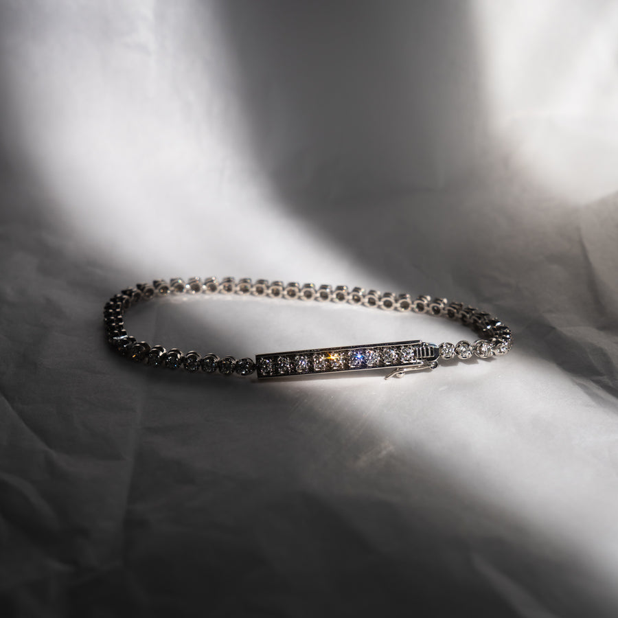 HAVITAS “Ley Line” Bar & chain Diamond Bracelet PT900